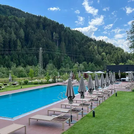 Bonfanti Design 4* Chienes